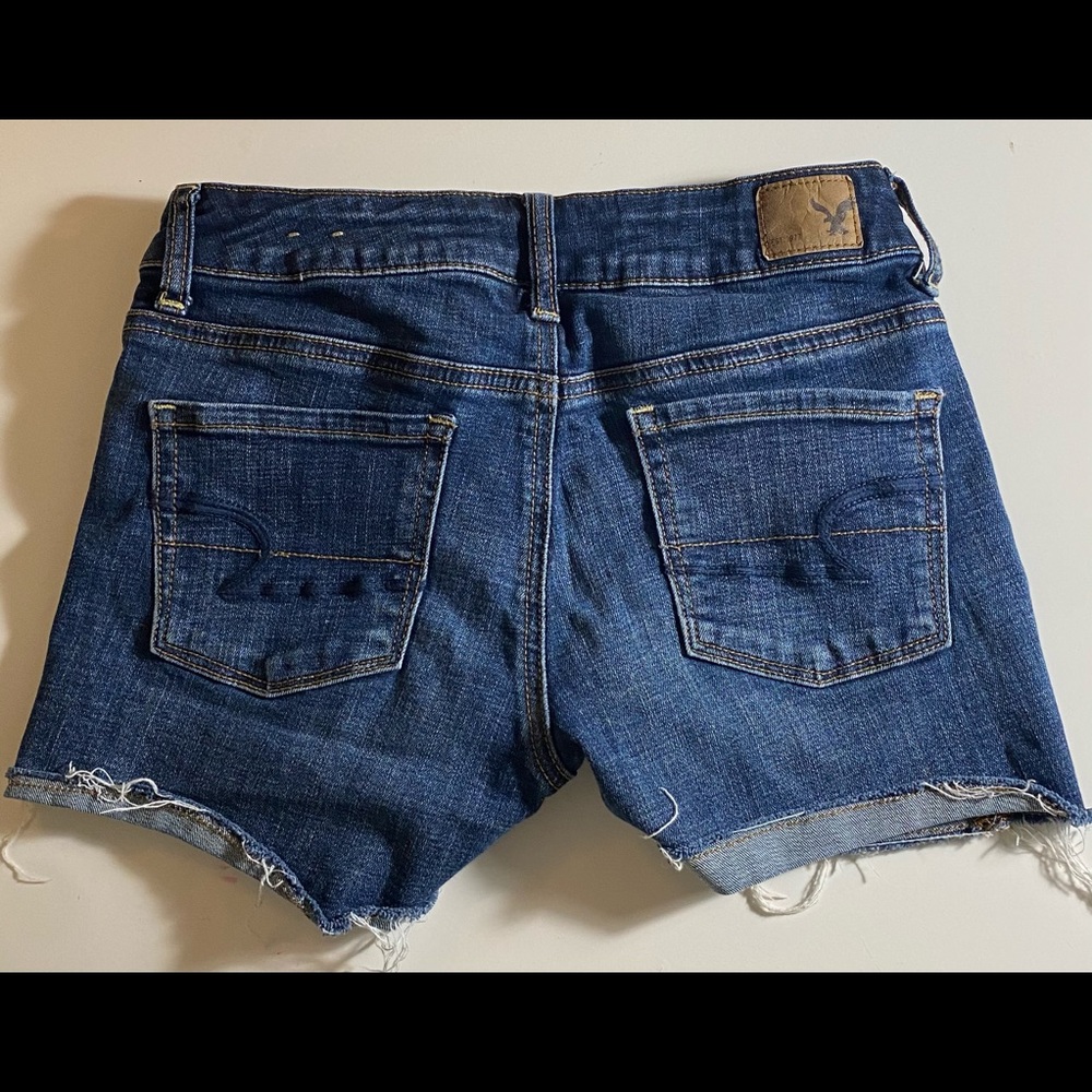 American Eagle Super Stretch Shorts - Picture 2 of 2